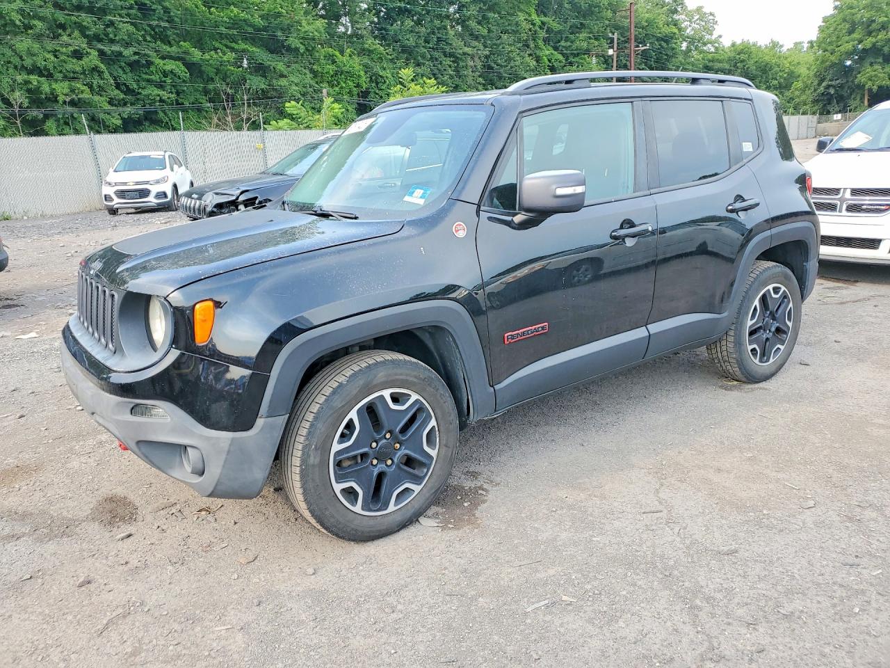2015 Jeep Renegade Trailhawk Черный vin: ZACCJBCT0FPB62010