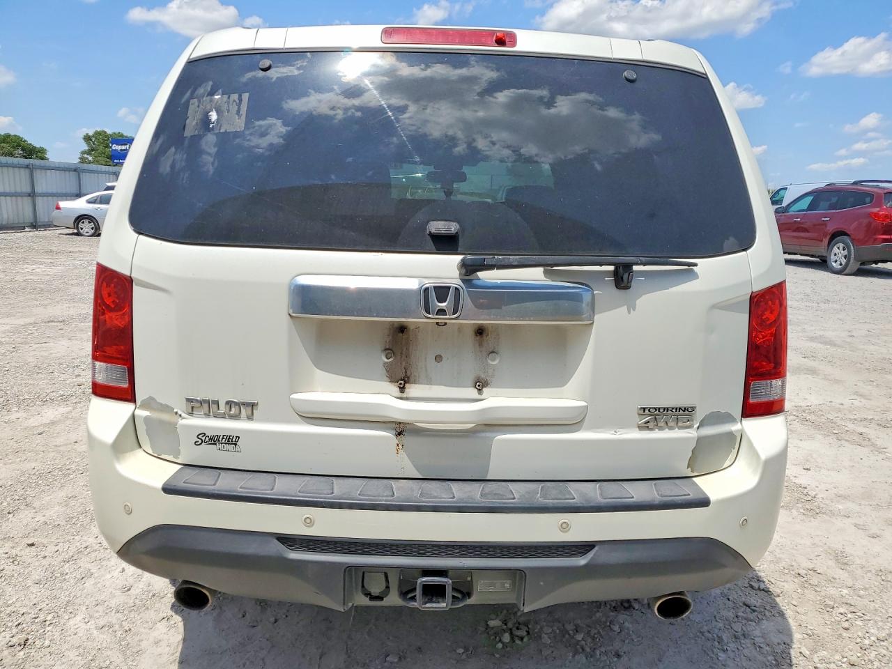 2013 Honda Pilot Touring White vin: 5FNYF4H99DB007371