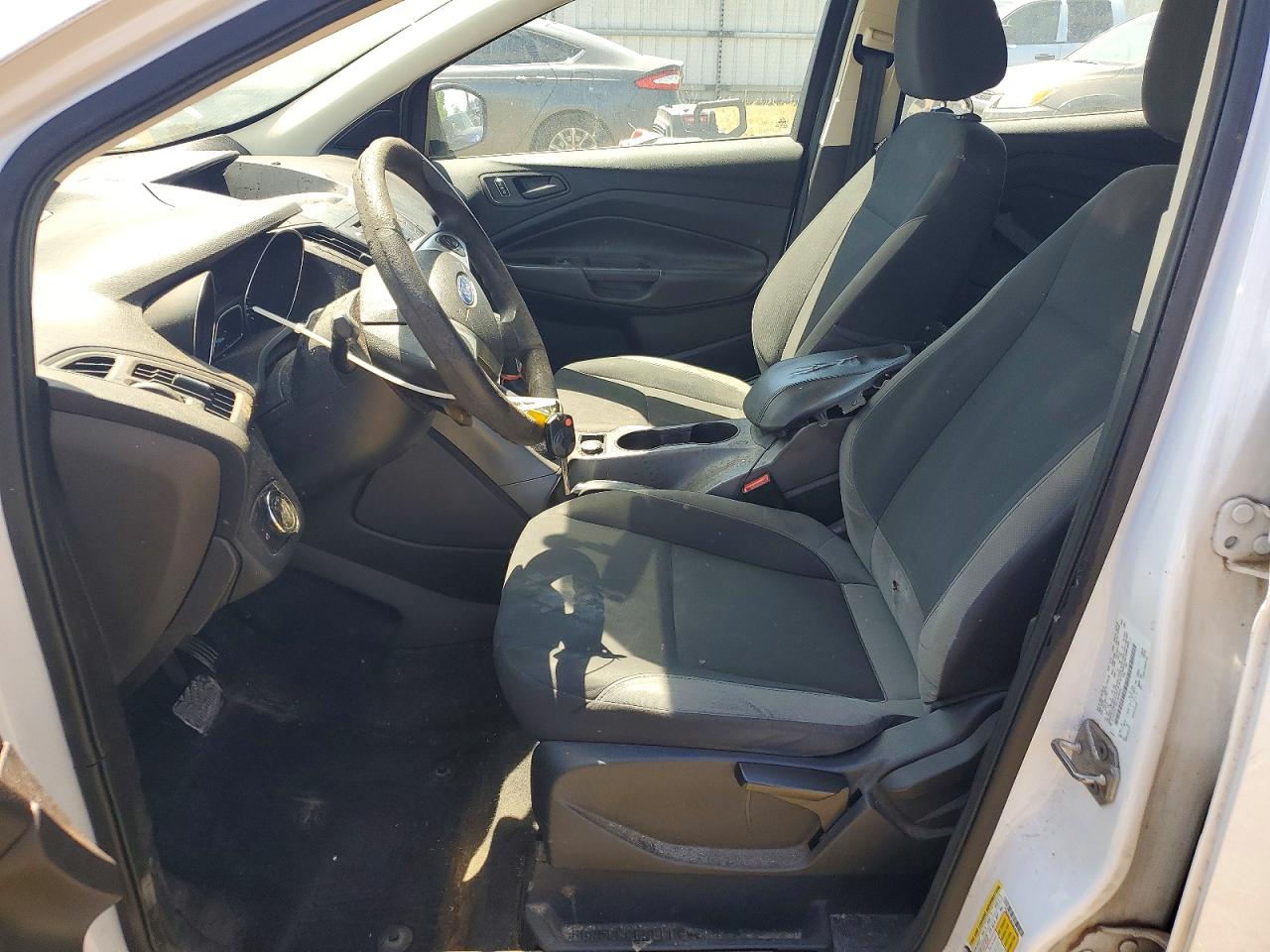 2014 Ford Escape S Белый vin: 1FMCU0F78EUB48592