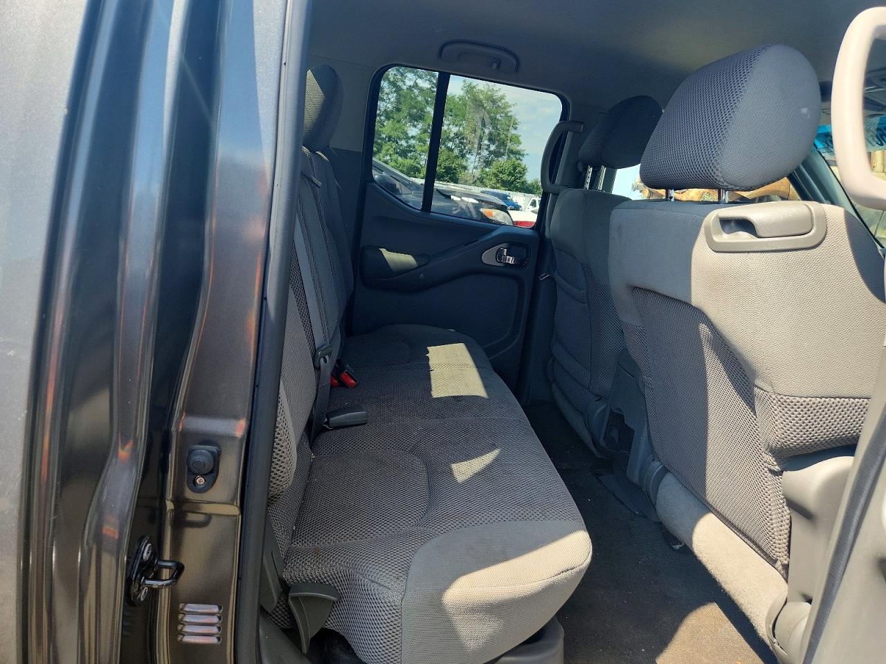 2007 Nissan Frontier Se Gray vin: 1N6AD07W77C459700