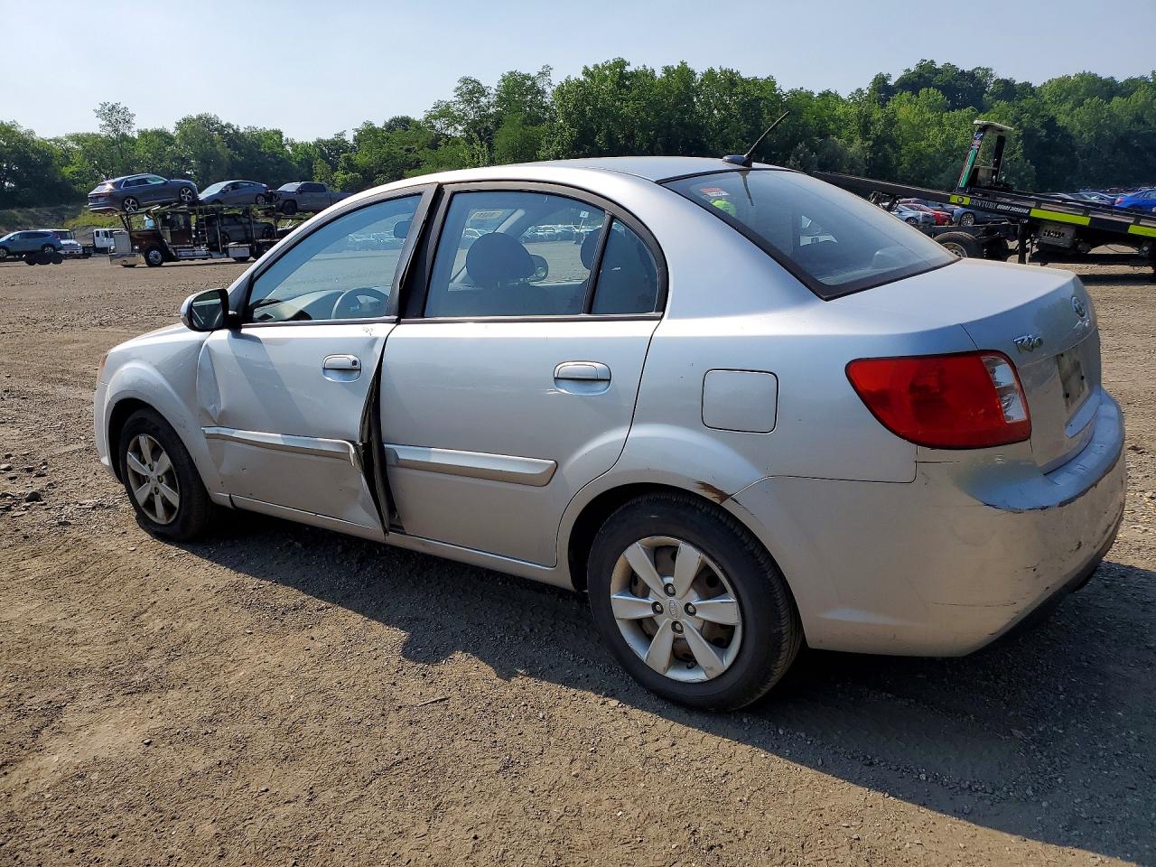 2010 Kia Rio Base Silver vin: KNADH4A30A6668676