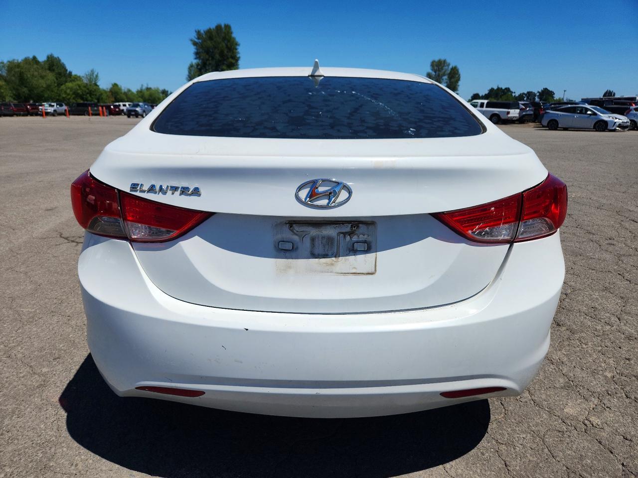 2013 Hyundai Elantra Gls White vin: 5NPDH4AE2DH368961