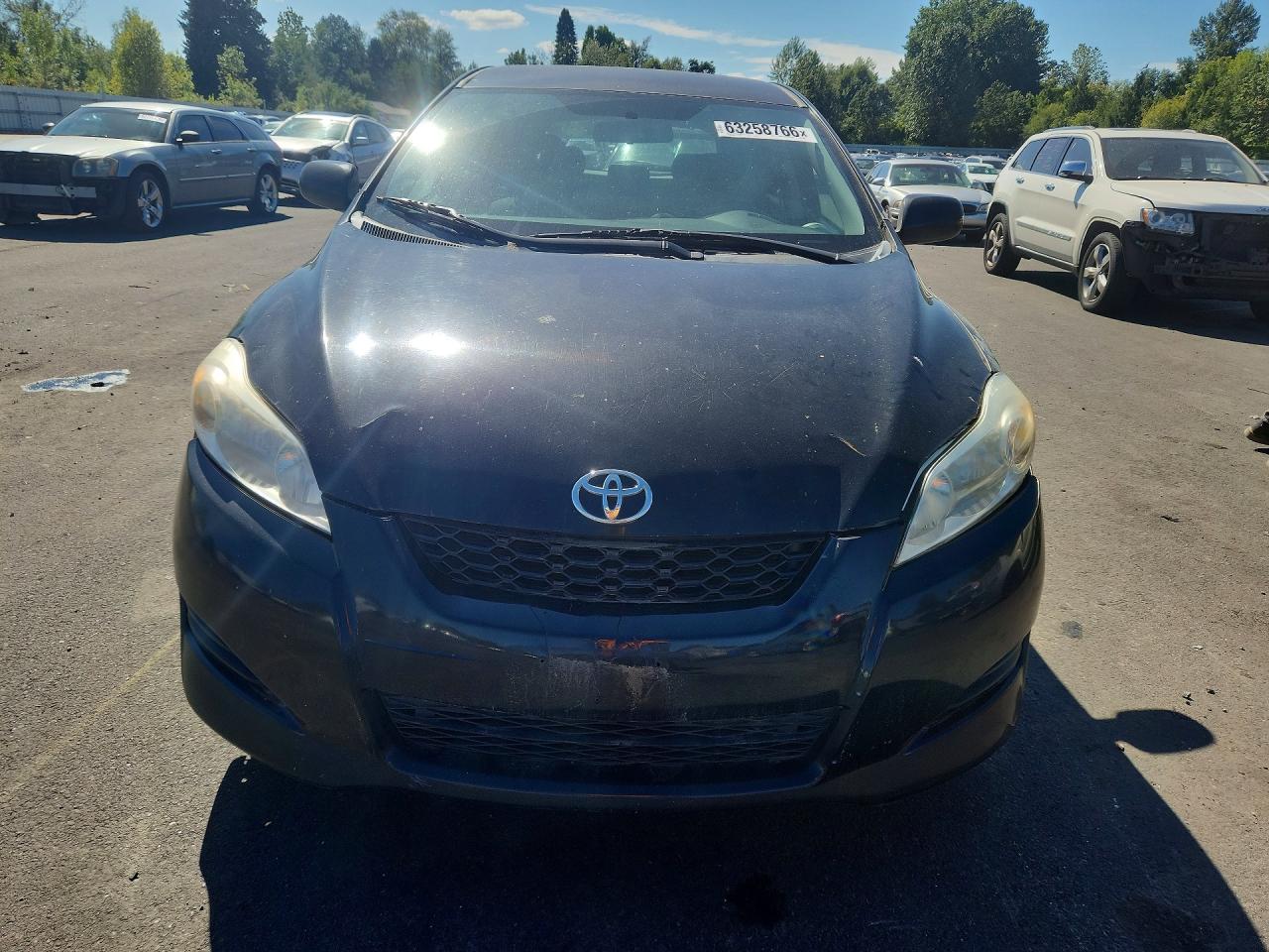 2009 Toyota Matrix Base Charcoal vin: 2T1KU40E79C067651