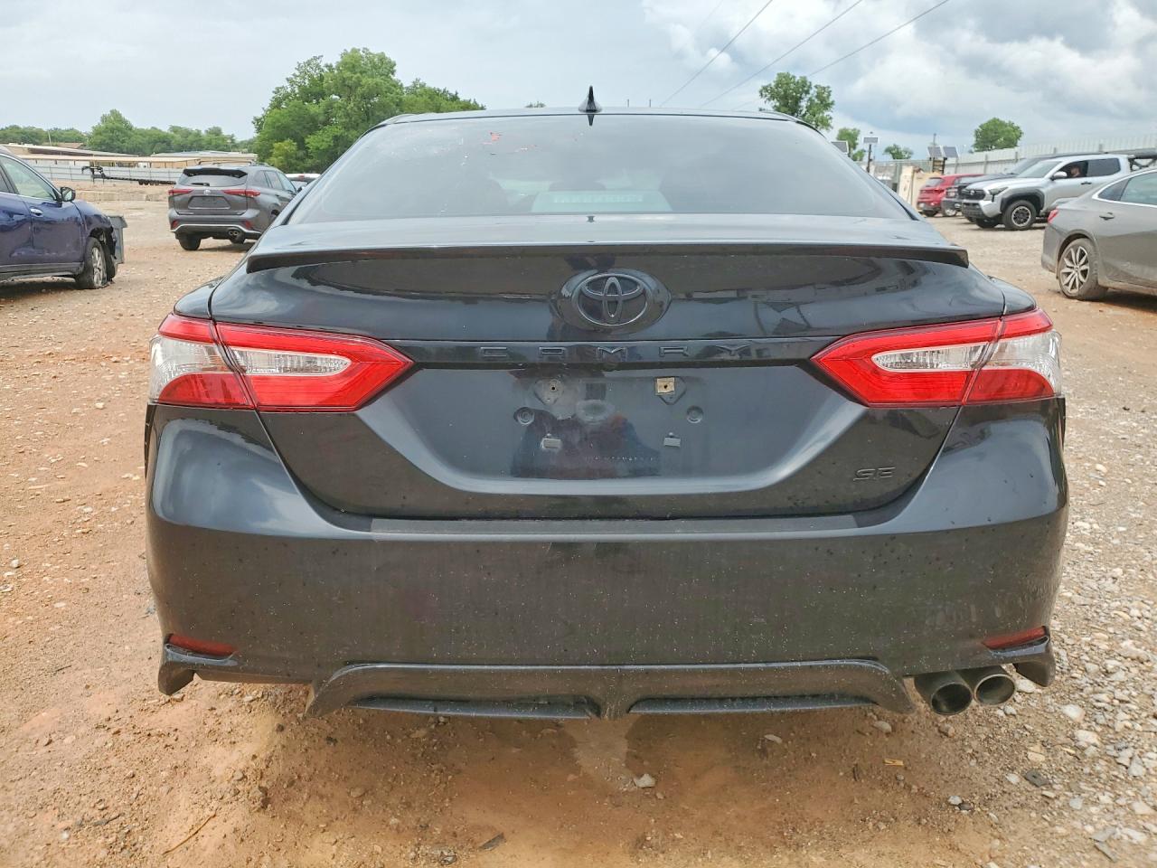 2019 Toyota Camry Se Черный vin: 4T1B11HK2KU268573