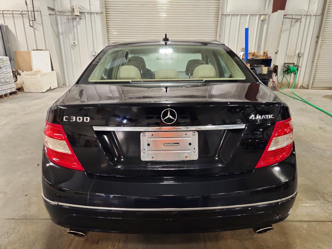 2009 Mercedes-benz C 300 4matic Black vin: WDDGF81XX9R046618