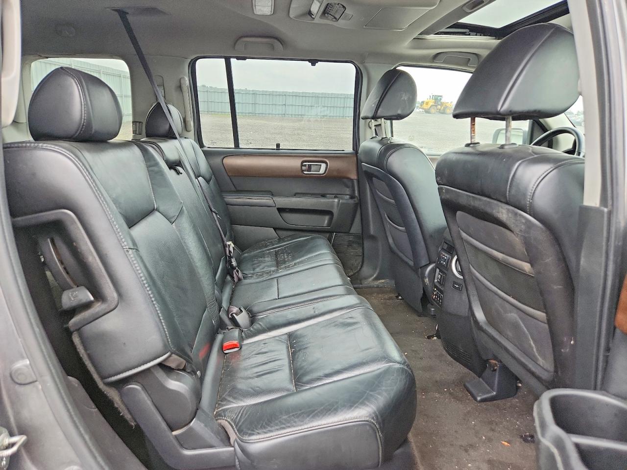 2010 Honda Pilot Touring Gray vin: 5FNYF4H94AB503805