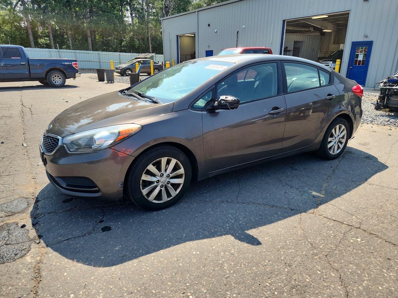 2014 Kia Forte Lx Brown vin: KNAFX4A6XE5101960