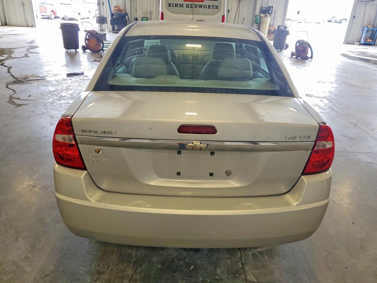 2005 Chevrolet Malibu Ls Серебряный vin: 1G1ZT52885F220496