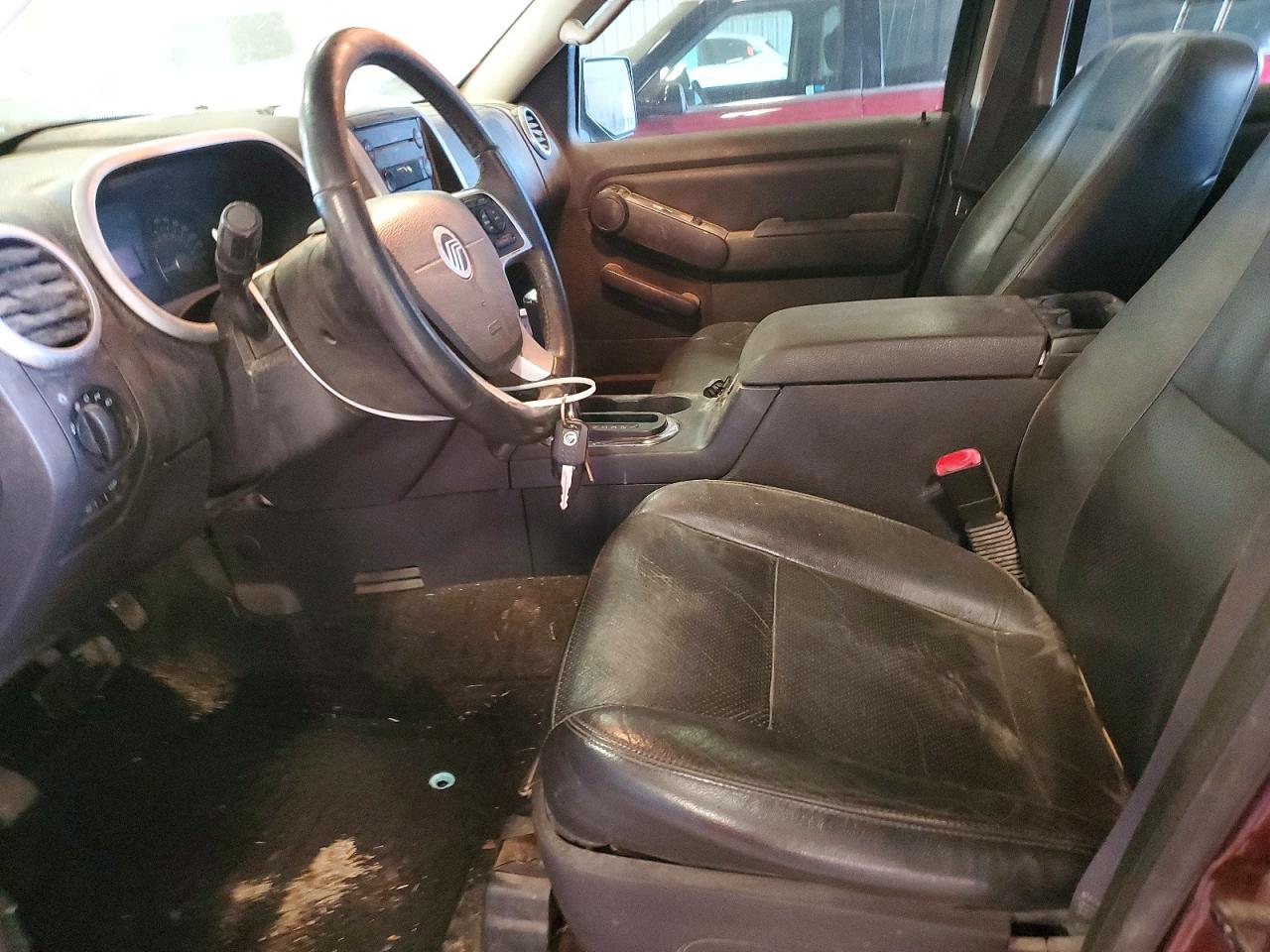 2007 Mercury Mountaineer Luxury Maroon vin: 4M2EU47E87UJ12495
