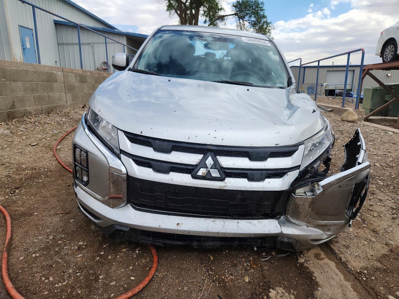 2026 Mitsubishi Outlander Sport S Серебряный vin: JA4ARUAU5TU016947