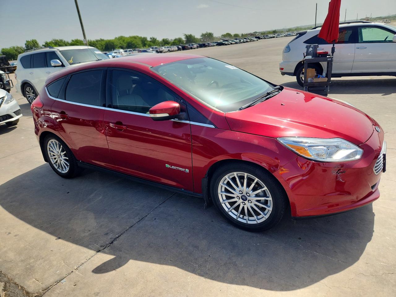 2015 Ford Focus Bev Красный vin: 1FADP3R46FL328489