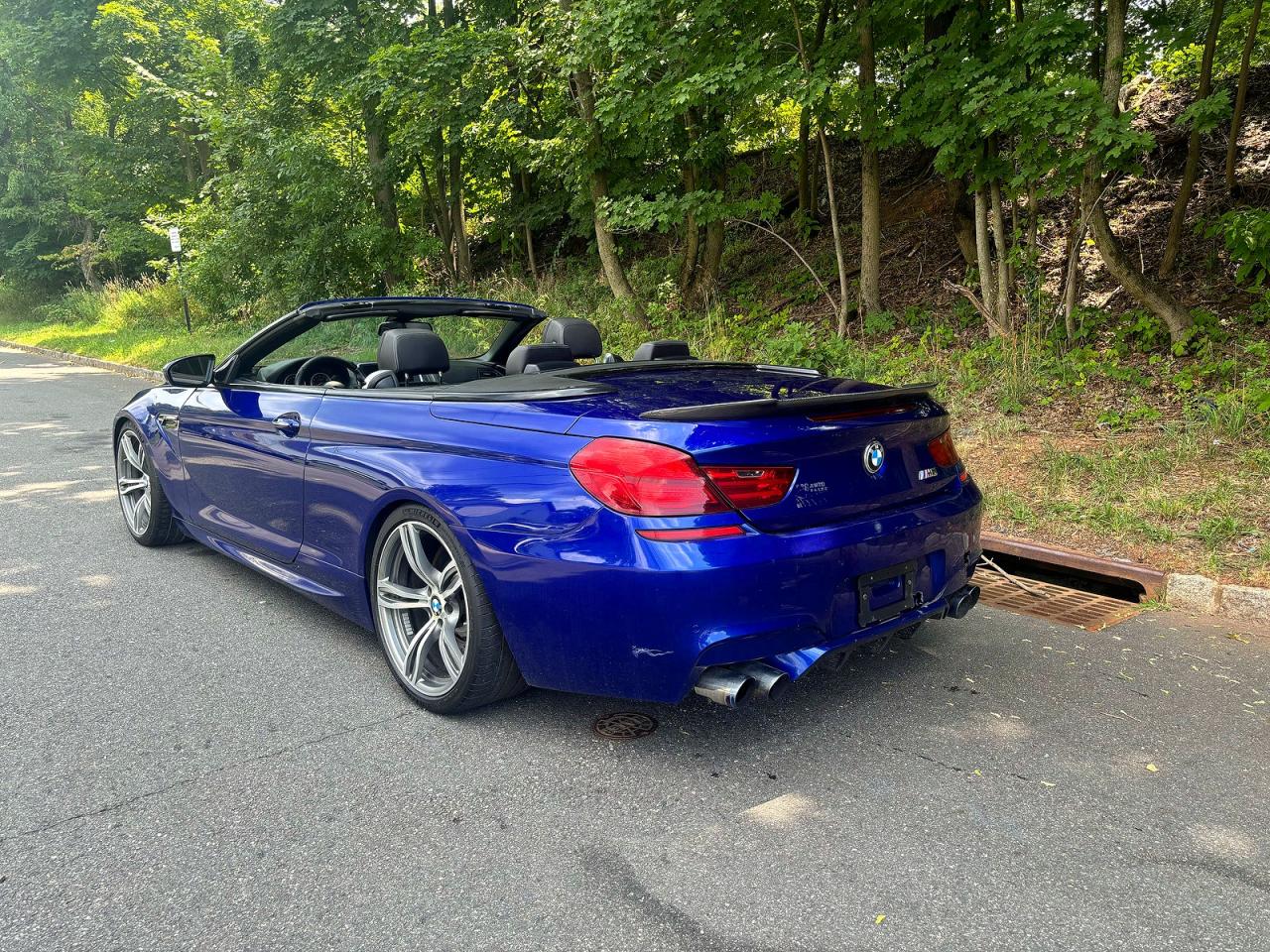 2013 Bmw M6 Blue vin: WBSLZ9C54DC985785