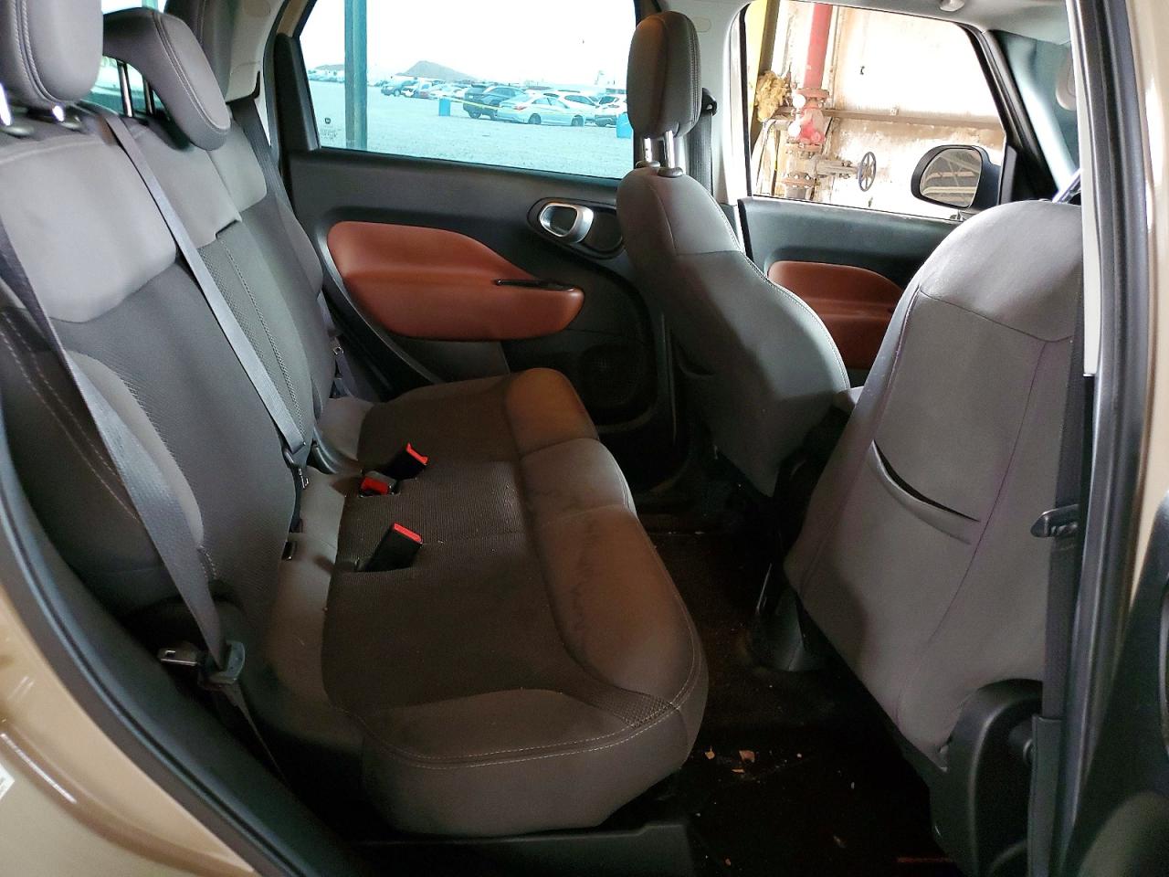 2014 Fiat 500l Trekking Tan vin: ZFBCFADHXEZ018089