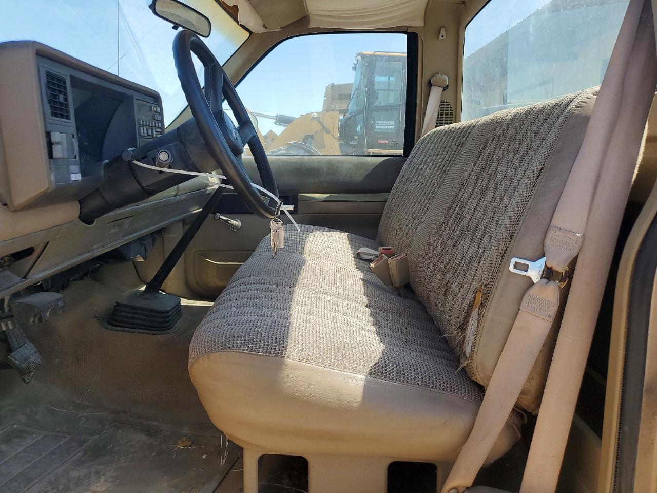 1990 Gmc Sierra C2500 Tan vin: 1GTFC24K2LE503920
