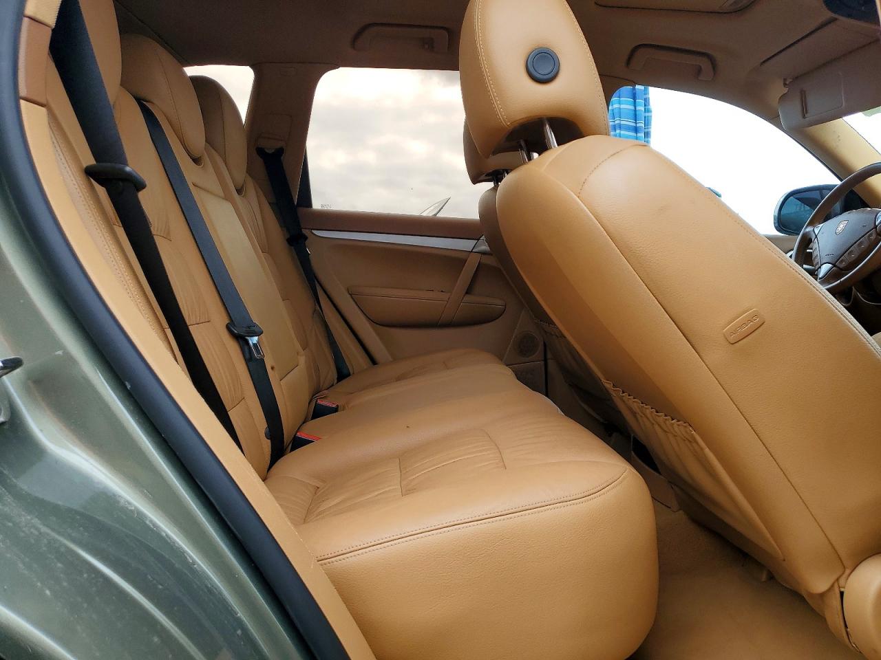 2010 Porsche Cayenne Green vin: WP1AA2APXALA06511