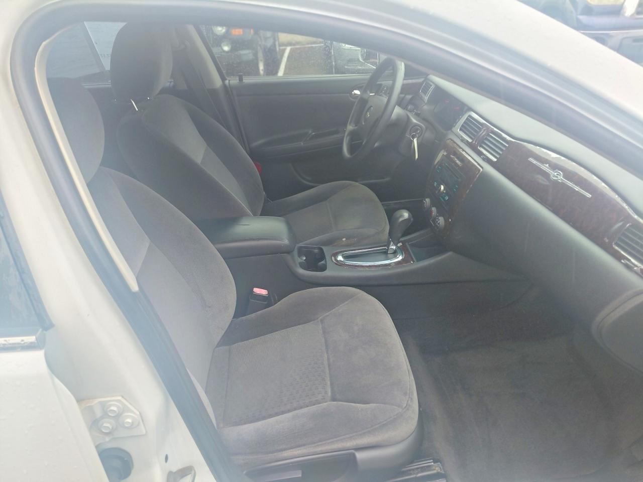 2009 Hyundai Sonata Gls Silver vin: 5NPET46C09H536002