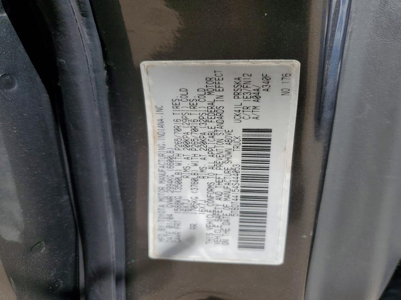 2004 Toyota Tundra Sr5 Gray vin: 5TBDT44154S444053