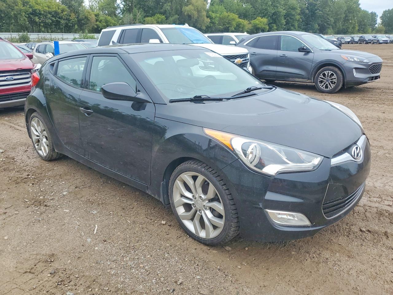 2013 Hyundai Veloster Base Black vin: KMHTC6AD6DU093397