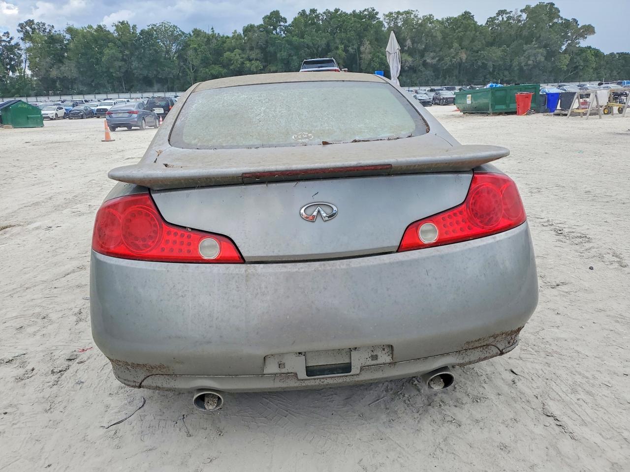 2004 Infiniti G35 Base Silver vin: JNKCV54E44M809368