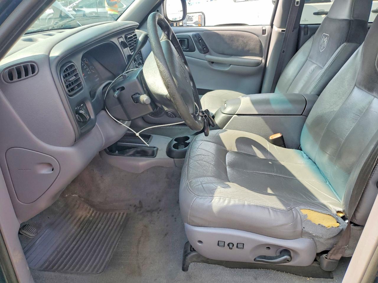 1999 Dodge Durango Blue vin: 1B4HS28Z6XF670815