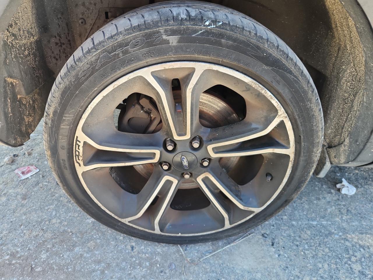 2014 Ford Explorer Sport Черный vin: 1FM5K8GT4EGB41081 Damage: Right Rear Wheel, Curb Rash, 10 To 11 Inches