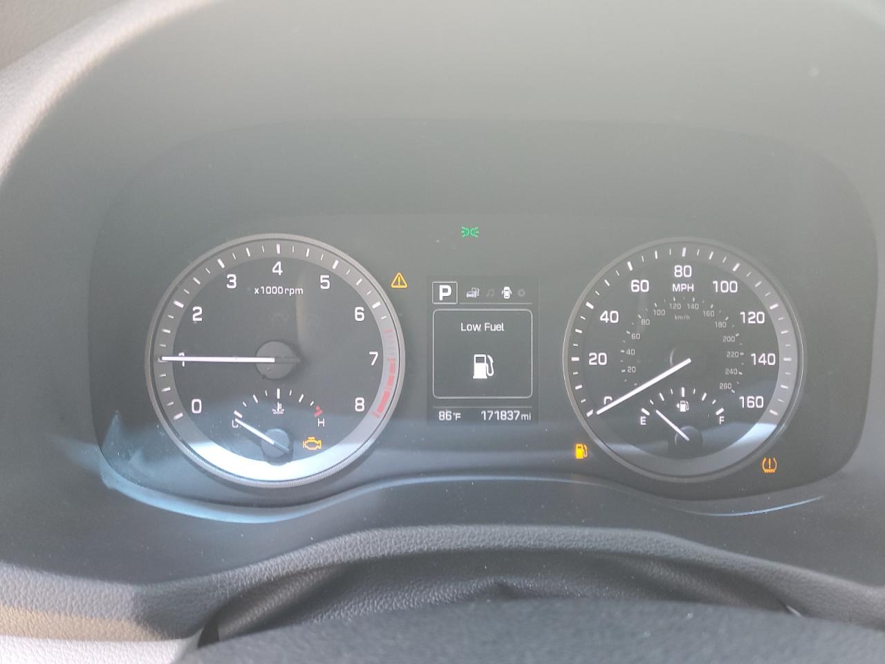 2018 Hyundai Tucson Se Белый vin: KM8J23A47JU676842