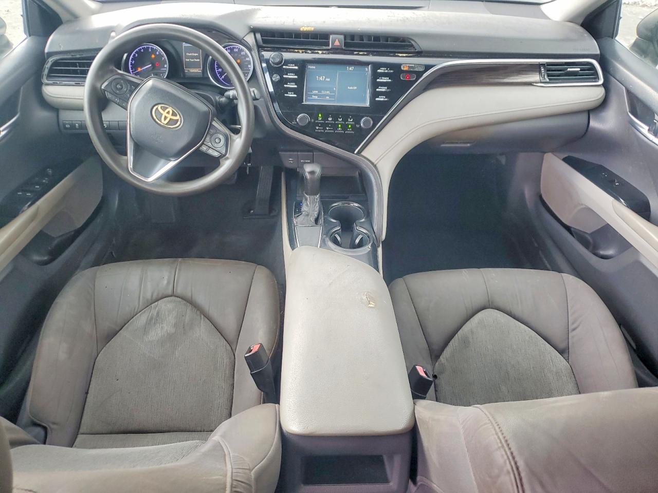 2018 Toyota Camry Le Серый vin: 4T1B11HK4JU141399