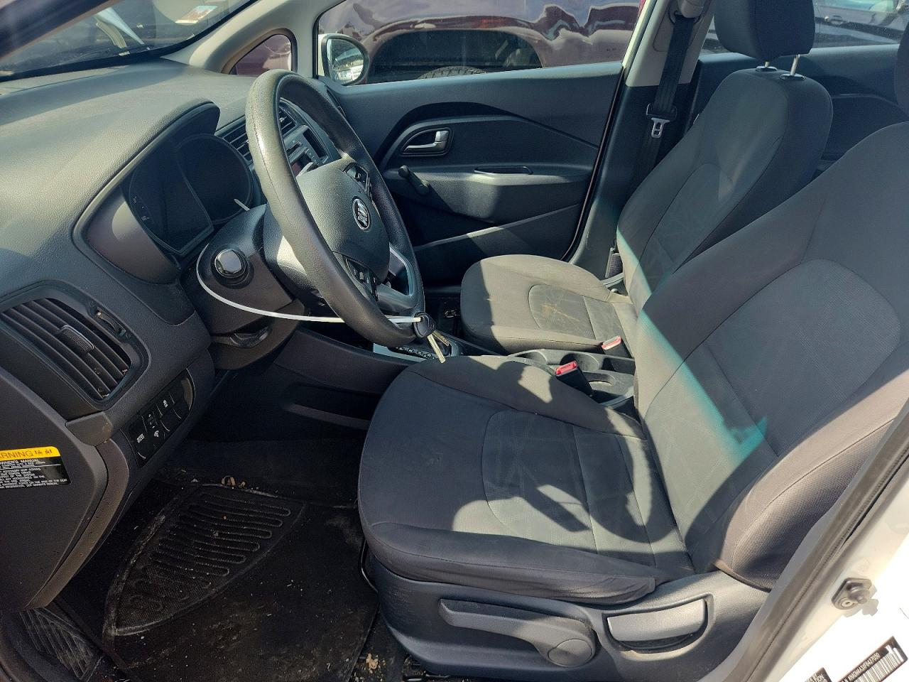 2015 Kia Rio Lx White vin: KNADM4A3XF6427050