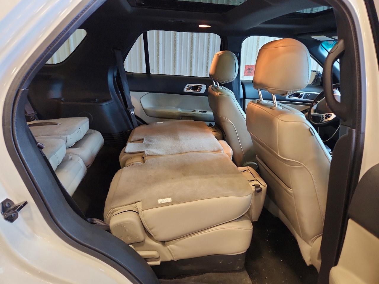 2012 Ford Explorer Xlt White vin: 1FMHK8D89CGA96858