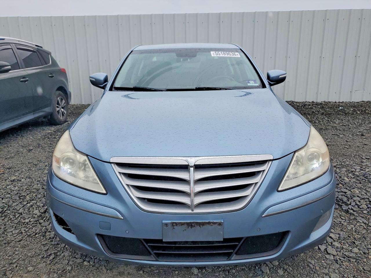 2010 Hyundai Genesis 4.6l Blue vin: KMHGC4DF2AU071685
