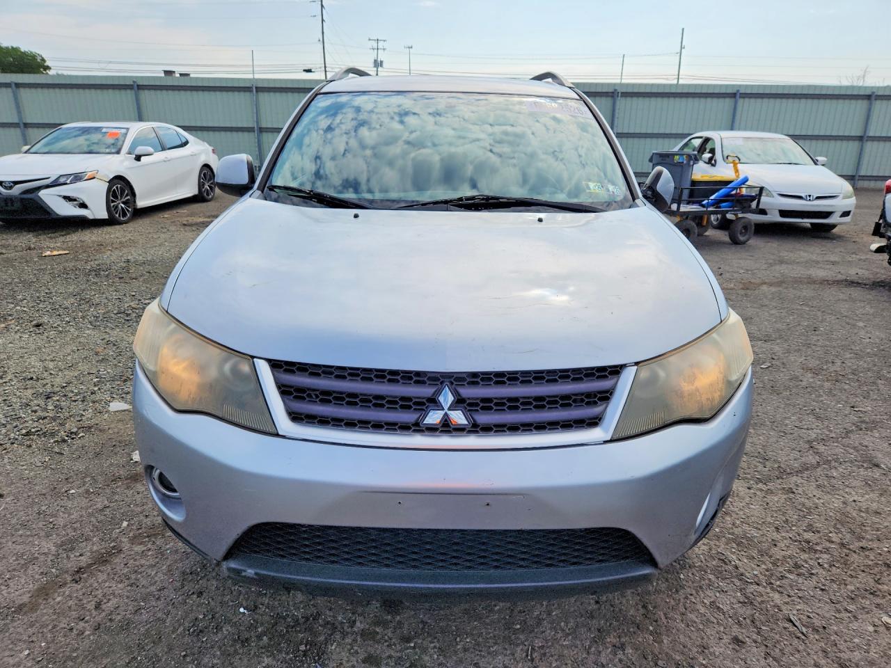 2007 Mitsubishi Outlander Ls Silver vin: JA4MT31X67U011541