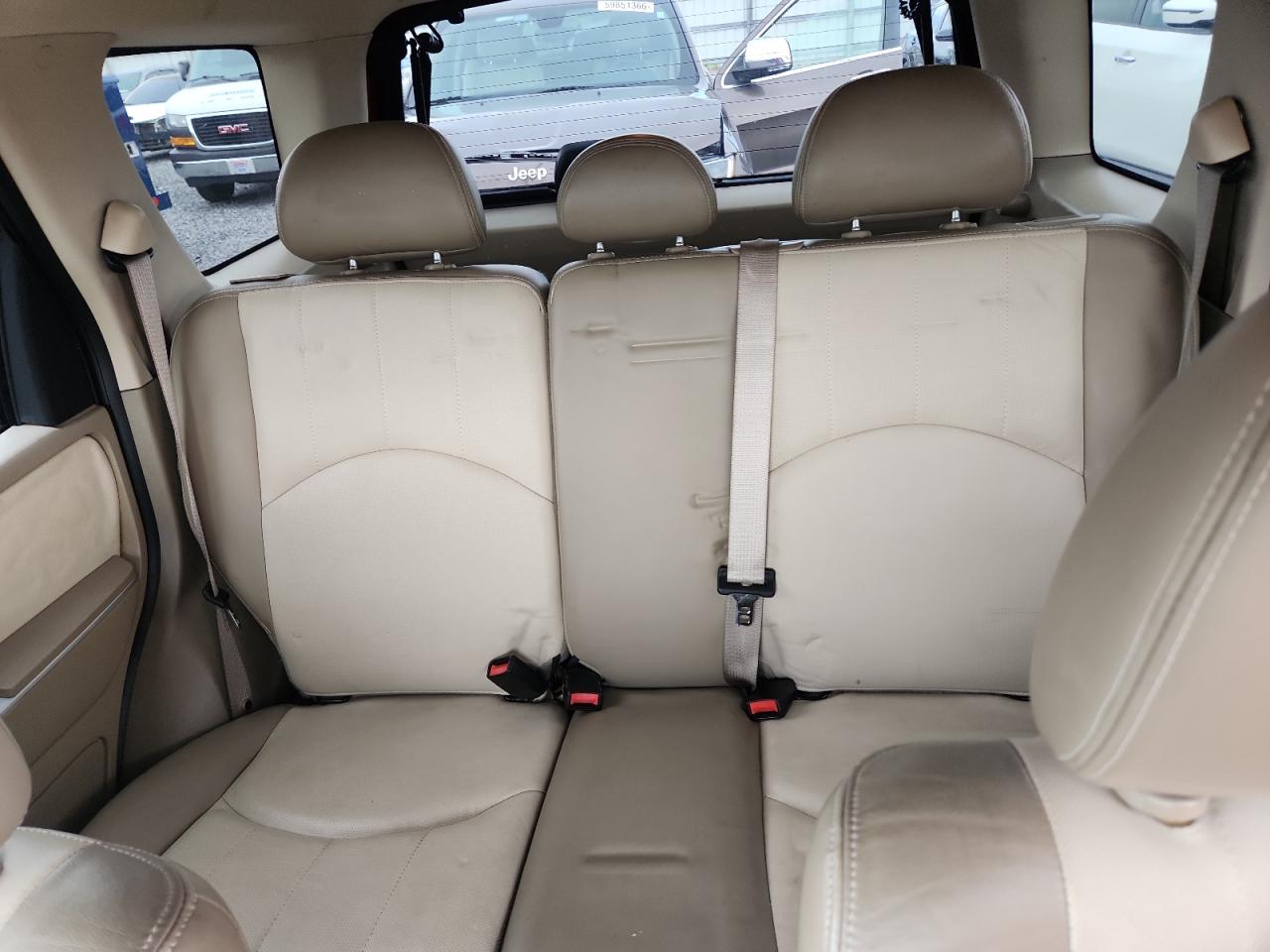 2006 Mercury Mariner Red vin: 4M2CU57136KJ08696