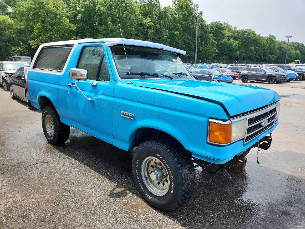 1990 Ford Bronco U100 Blue vin: 1FMEU15N7LLA15209