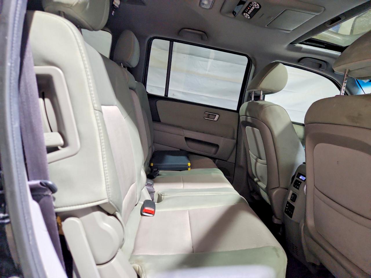 2015 Honda Pilot Se Black vin: 5FNYF4H30FB075170