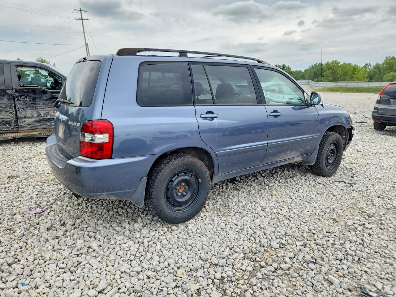 2005 Toyota Highlander Base Blue vin: JTEDD21A350121469