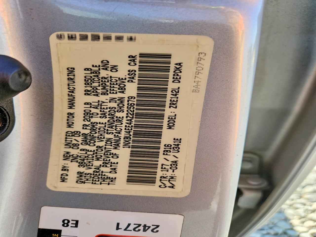 2010 Toyota Corolla Base Silver vin: 1NXBU4EE4AZ225679