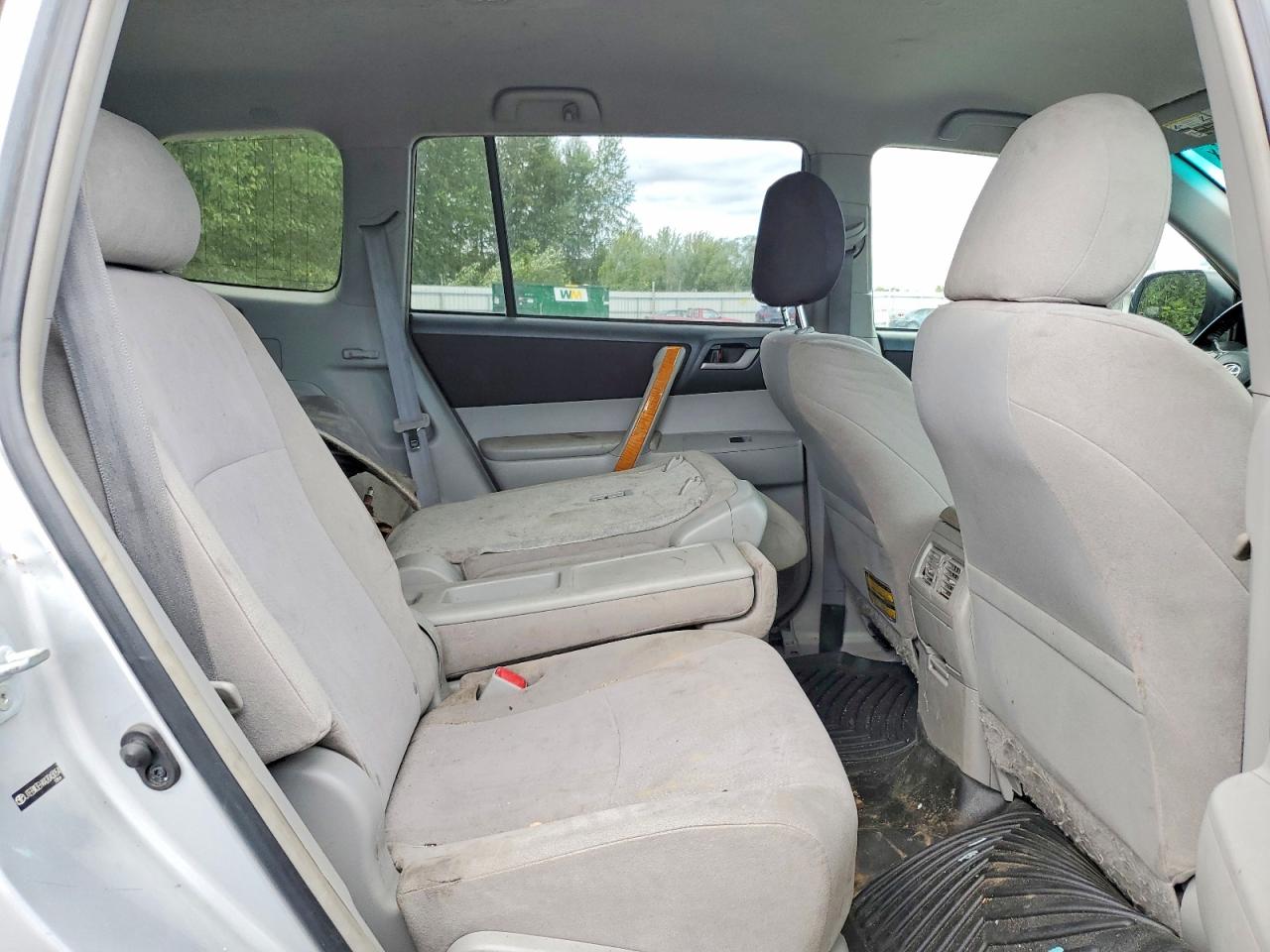2010 Toyota Highlander Hybrid Серебряный vin: JTEBW3EH4A2043054