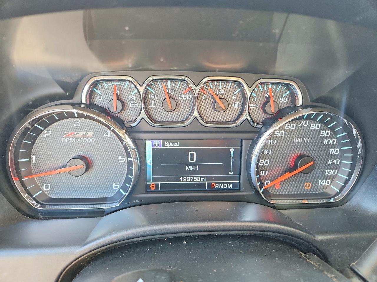 2014 Chevrolet Silverado K1500 Lt White vin: 1GCVKREC8EZ197364