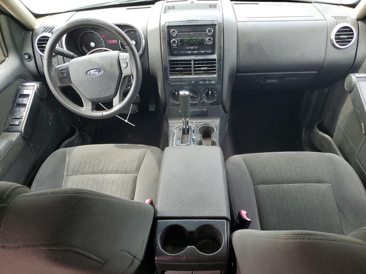 2009 Ford Explorer Xlt Silver vin: 1FMEU73E89UA17186