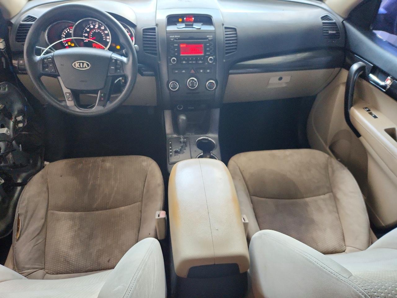2011 Kia Sorento Lx Темно-бордовый vin: 5XYKT4A27BG091174