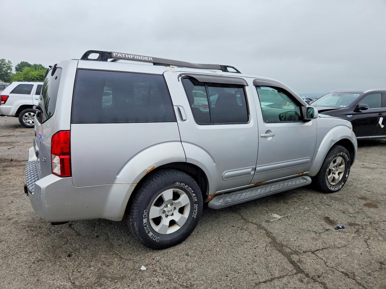 2006 Nissan Pathfinder S Silver vin: 5N1AR18W76C651279