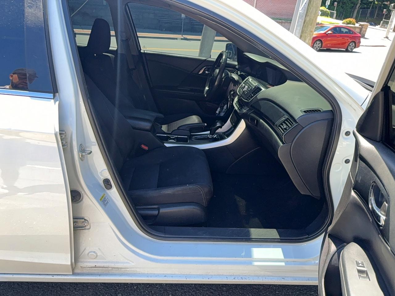 2014 Honda Accord Sport White vin: 1HGCR2F55EA261371