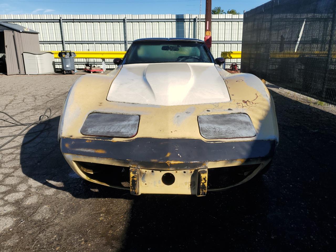 1986 Chevrolet Corvette Purple vin: M10017A235X051986 Damage: Hood, Mismatched, Unacceptable