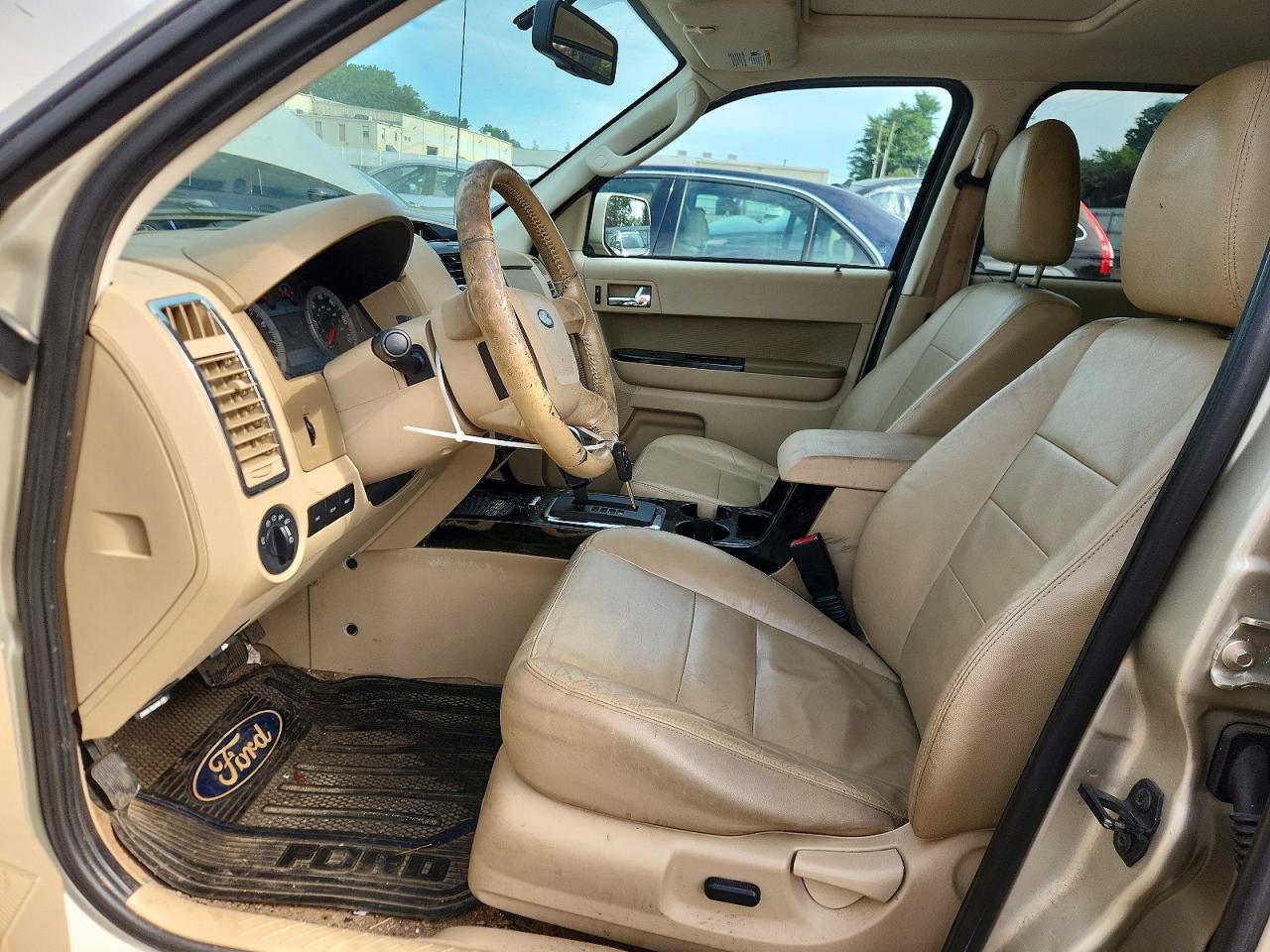 2010 Ford Escape Limited Tan vin: 1FMCU9EG1AKA09190