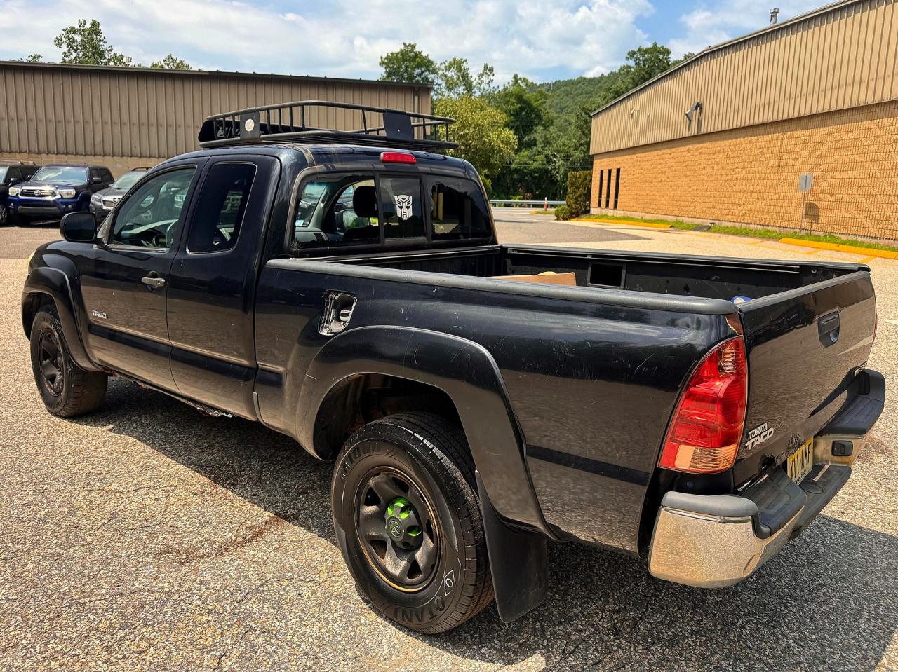 2007 Toyota Tacoma V6 Black vin: 5TEUU42N57Z410342