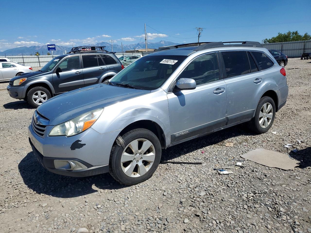 2012 Subaru Outback 2.5i Premium Silver vin: 4S4BRBGC0C3292628