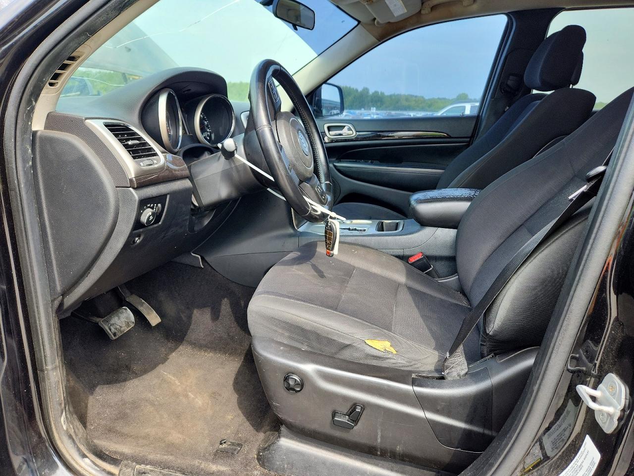 2011 Jeep Grand Cherokee Laredo Black vin: 1J4RR4GG2BC612011