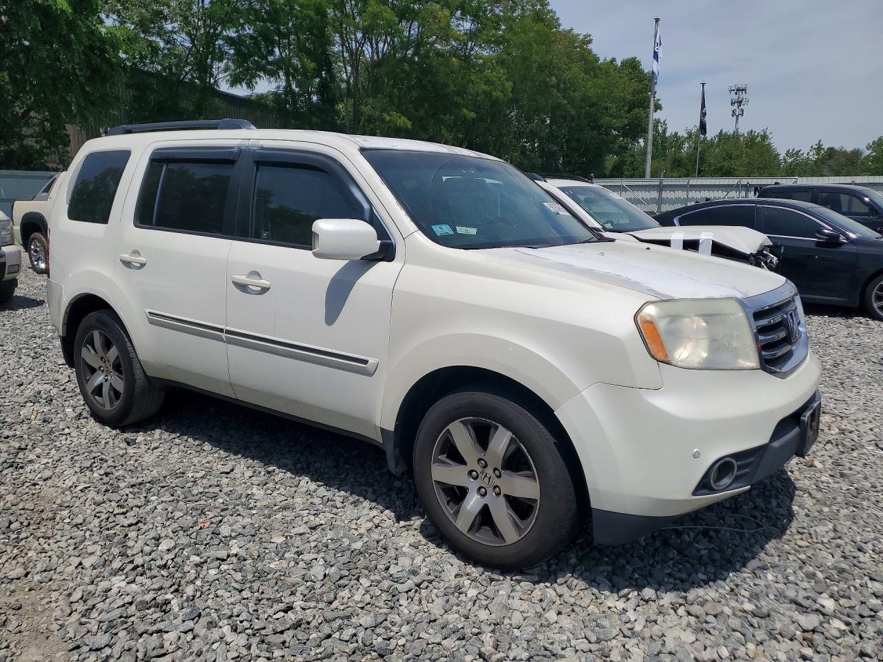 2012 Honda Pilot Touring White vin: 5FNYF4H95CB018155
