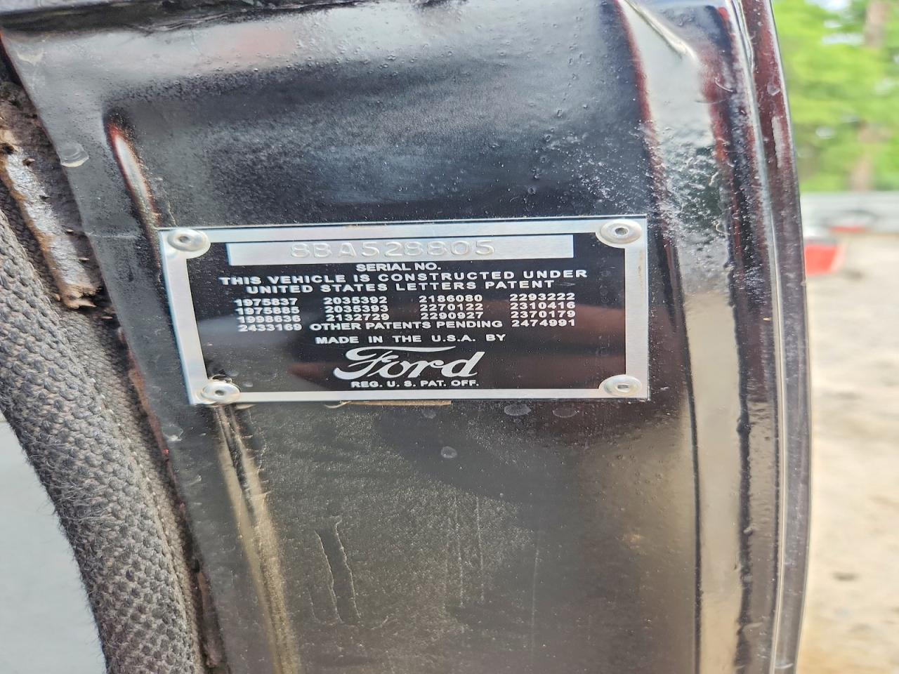 1975 Ford Custom Black vin: 8BA528805