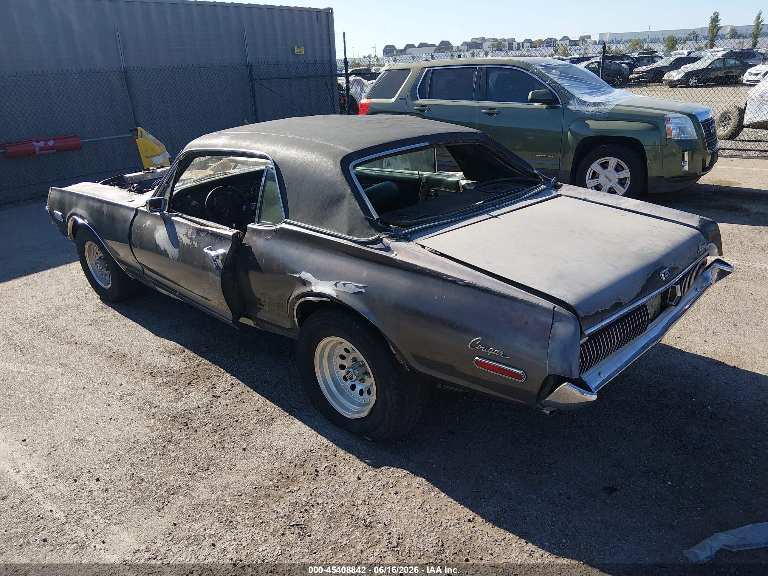 1970 Mercury Cougar Gray vin: 8F93F522051